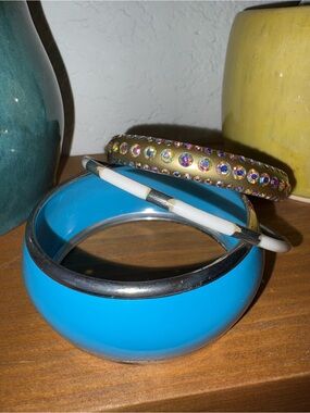 Set of Three Women’s Bangle Bracelets - Blue, Gold & White